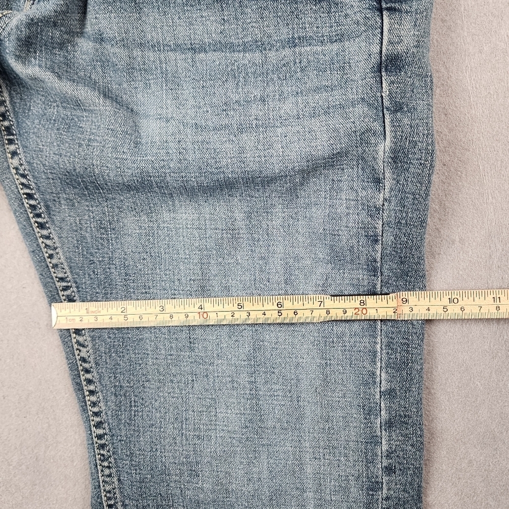 Men’s Levi’s Signature S61 Relaxed Fit Jeans - 30x29.5 Light Fade - Picture 11 of 12